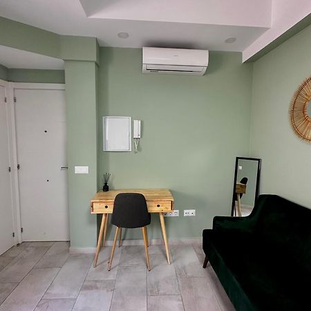 Lovely Studio Apartment Málaga Exterior foto